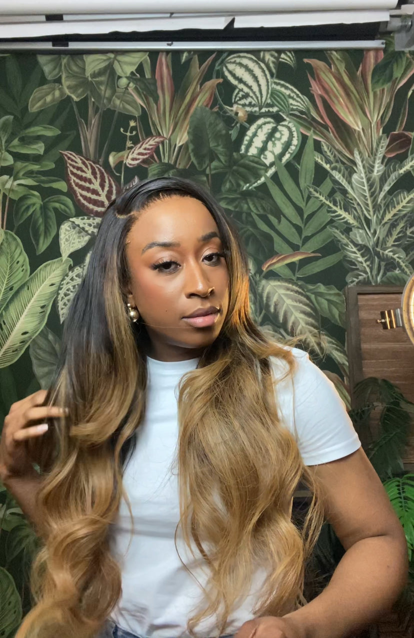 Mya wig